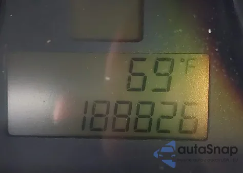 2008 Saturn Vue 4-Cyl Xe z USA, uszkodzony, nr VIN 3GSCL33P08S594449